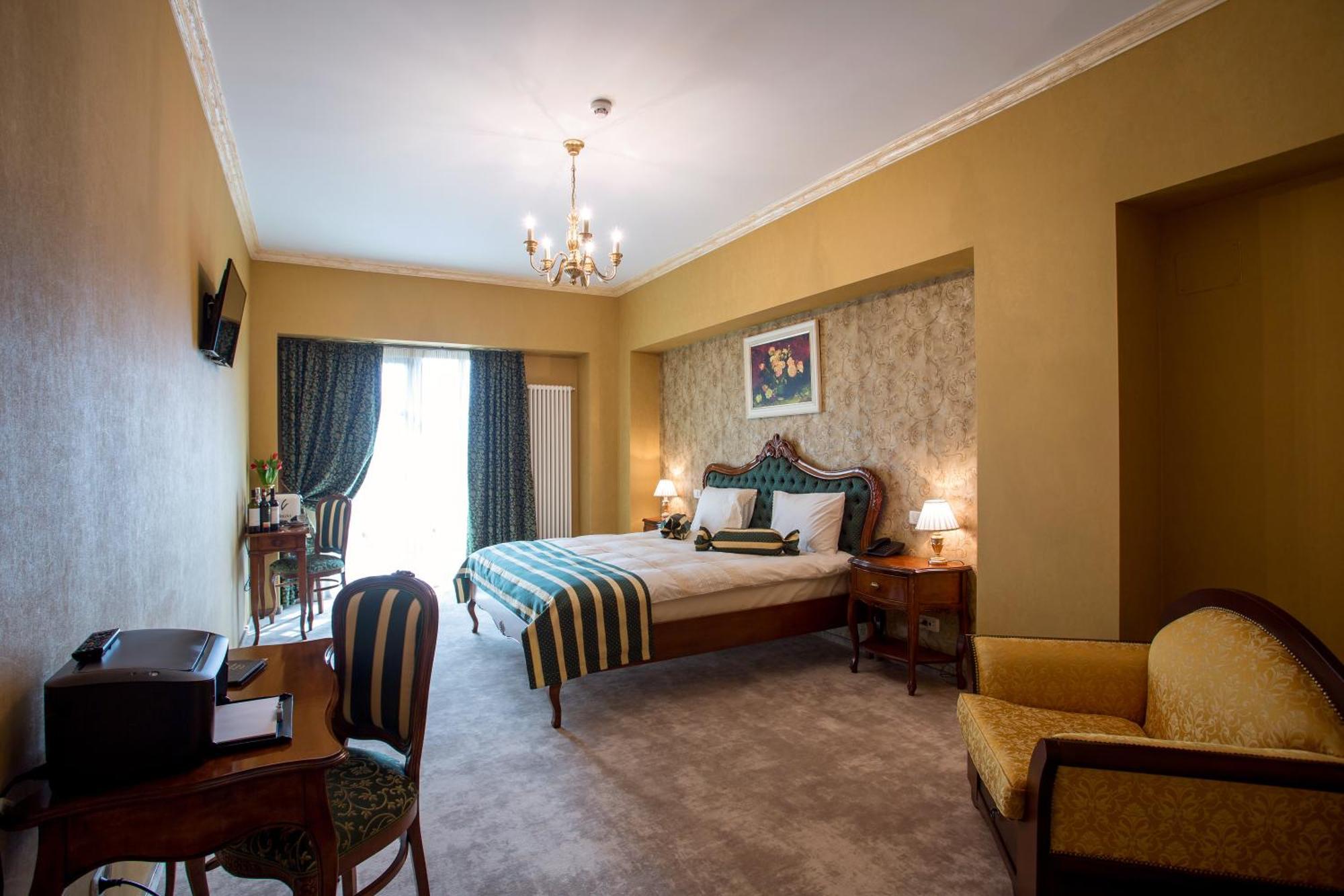 The Arlington Boutique Hotel Craiova Ruang foto