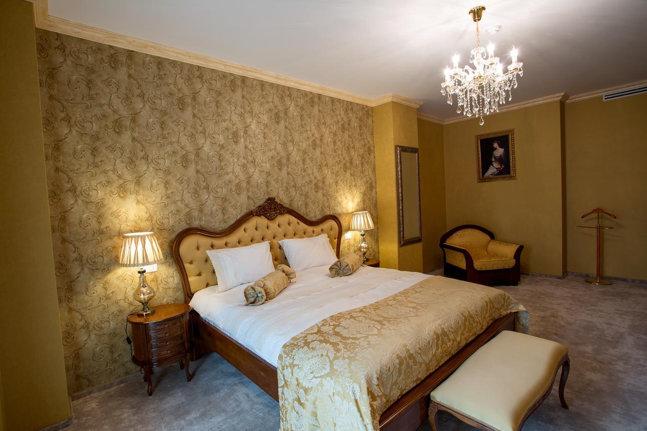 The Arlington Boutique Hotel Craiova Ruang foto